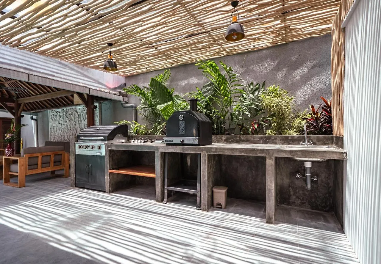 5 Bedroom Villa Sultan Luxury Entertainment And Relaxation Seminyak