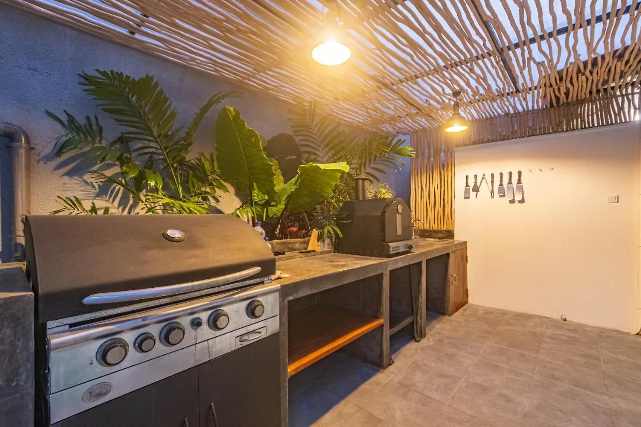 5 Bedroom Villa Sultan Luxury Entertainment And Relaxation Seminyak  Indonesia
